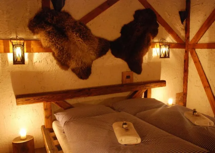 Medieval Hotel 3*